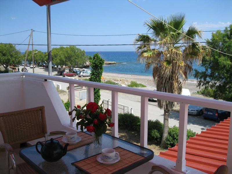 Seaside Studios Kirania คิโอตาริ ภายนอก รูปภาพ